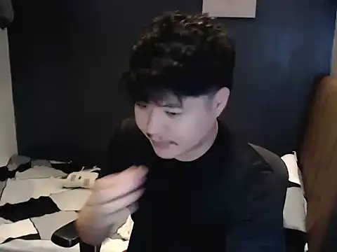 ASIANken911 online show from November 20, 2025, 2:07 pm