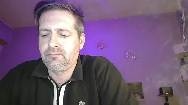 Snapshot of matrikes1 chatting on March 3, 2026, 6:59 pm matrikes1 online show from March 3, 2026, 6:59 pm