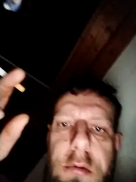 Snapshot of Kw8585kw chatting on February 16, 2025, 1:58 am Kw8585kw online show from February 16, 2025, 1:58 am