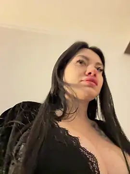 Wet  Bunny online show from October 20, 2025, 3:41 am