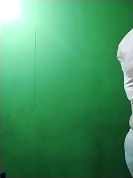 Snapshot of LaGochis07 chatting on September 8, 2025, 11:59 pm LaGochis07 online show from September 8, 2025, 11:59 pm