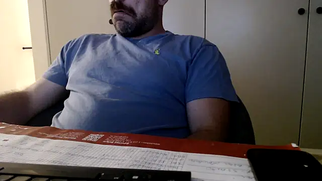 mrbigballs online show from June 3, 2026, 8:24 pm