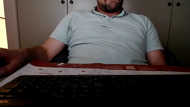 mrbigballs online show from June 13, 2026, 9:13 pm