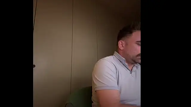 Snapshot of mrbigballs chatting on March 2, 2026, 8:27 pm mrbigballs online show from March 2, 2026, 8:27 pm