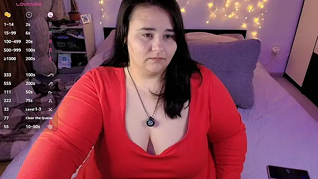 naughtykiss online show from April 23, 2026, 3:46 am