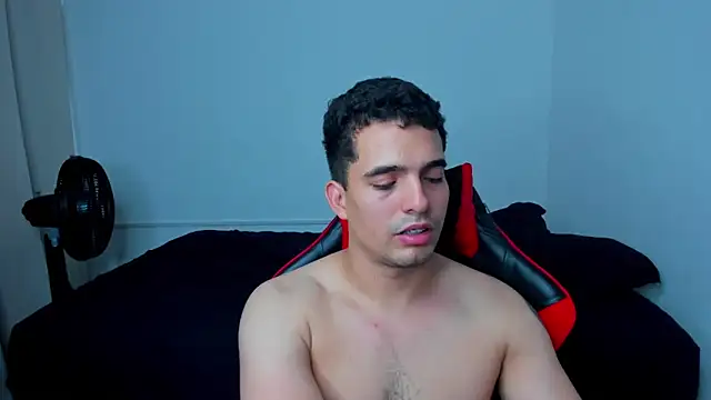 tanner hard  online show from March 19, 2025, 8:43 pm