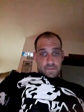 Snapshot of Codymc89 chatting on May 4, 2026, 2:31 pm Codymc89 online show from May 4, 2026, 2:31 pm