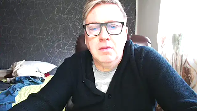 RobertStripX online show from February 7, 2025, 2:47 pm