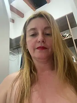 moniquerainx online show from March 18, 2025, 2:29 am