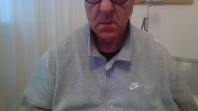 Snapshot of ANONIMO7735 chatting on April 16, 2026, 5:08 am ANONIMO7735 online show from April 16, 2026, 5:08 am