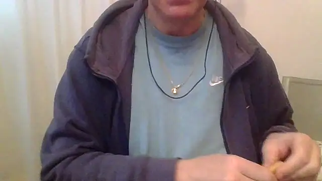 Snapshot of ANONIMO7735 chatting on April 3, 2026, 5:03 am ANONIMO7735 online show from April 3, 2026, 5:03 am