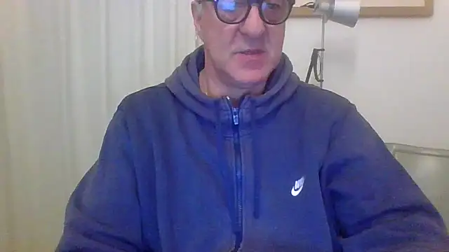 Snapshot of ANONIMO7735 chatting on March 28, 2026, 6:09 pm ANONIMO7735 online show from March 28, 2026, 6:09 pm