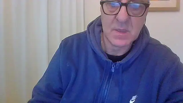 Snapshot of ANONIMO7735 chatting on January 5, 2026, 5:27 pm ANONIMO7735 online show from January 5, 2026, 5:27 pm