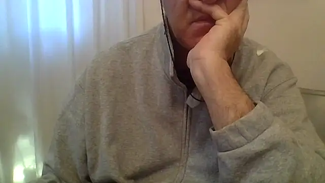 Snapshot of ANONIMO7735 chatting on February 7, 2026, 6:43 am ANONIMO7735 online show from February 7, 2026, 6:43 am