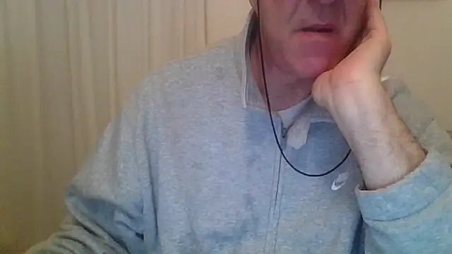 Snapshot of ANONIMO7735 chatting on April 2, 2026, 4:52 am ANONIMO7735 online show from April 2, 2026, 4:52 am