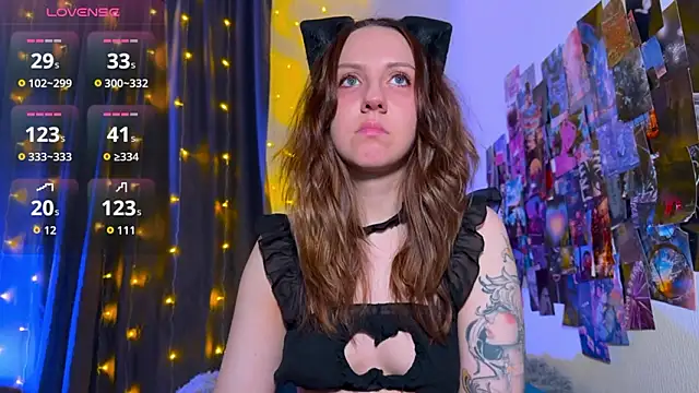 Snapshot of HotaruTomo chatting on February 7, 2026, 9:23 pm HotaruTomo online show from February 7, 2026, 9:23 pm