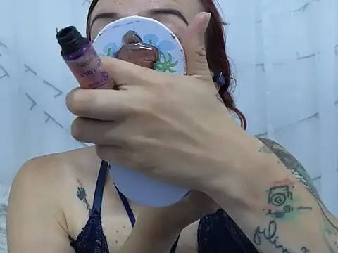 ninaa fox online show from April 6, 2026, 4:52 pm