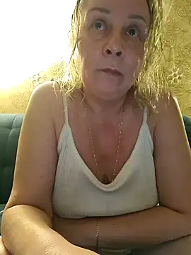 Snapshot of Janahotty chatting on May 21, 2026, 10:29 pm Janahotty online show from May 21, 2026, 10:29 pm