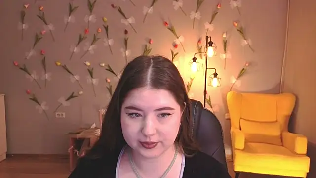 NicoleFoxery online show from May 11, 2026, 6:27 pm