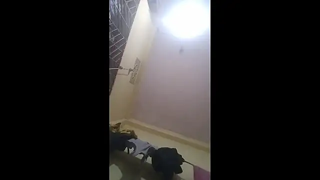 Snapshot of naxus@xh chatting on November 3, 2025, 3:56 am naxusxh online show from November 3, 2025, 3:56 am