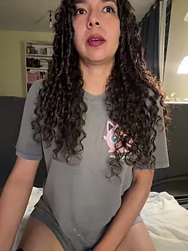 marylr2 online show from November 17, 2025, 4:16 am