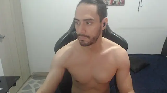 Snapshot of samuelgarcia_ chatting on January 11, 2026, 8:54 am samuelgarcia online show from January 11, 2026, 8:54 am