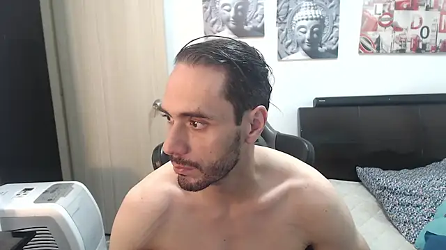 Snapshot of samuelgarcia_ chatting on December 7, 2024, 6:48 am samuelgarcia online show from December 7, 2024, 6:48 am