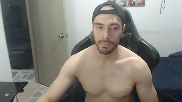 samuelgarcia  online show from March 28, 2026, 5:08 am