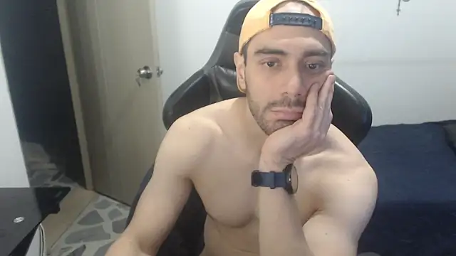 Snapshot of samuelgarcia_ chatting on January 6, 2026, 9:24 am samuelgarcia online show from January 6, 2026, 9:24 am