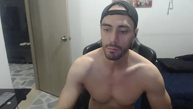 Snapshot of samuelgarcia_ chatting on December 22, 2025, 9:42 am samuelgarcia online show from December 22, 2025, 9:42 am