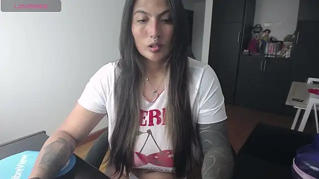 Snapshot of michell_fun23 chatting on January 11, 2026, 3:41 pm michell fun23 online show from January 11, 2026, 3:41 pm