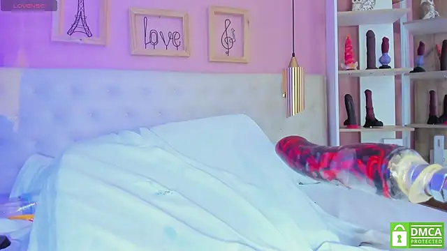 Snapshot of leylla_ chatting on April 15, 2026, 7:58 pm leylla online show from April 15, 2026, 7:58 pm