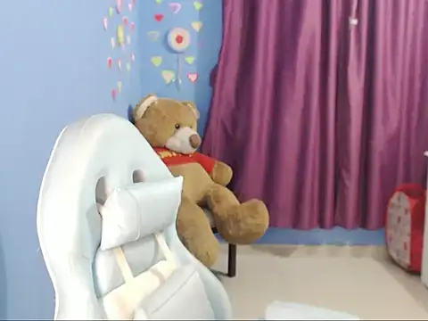 Snapshot of BOREAL_MOON chatting on February 15, 2025, 10:00 pm BOREAL MOON online show from February 15, 2025, 10:00 pm