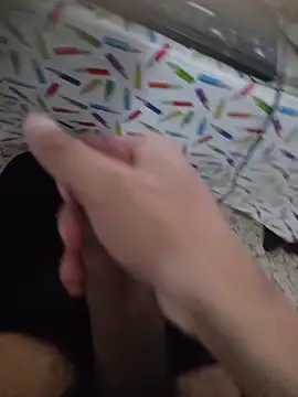 Snapshot of zakimir123 chatting on April 6, 2026, 5:14 pm zakimir123 online show from April 6, 2026, 5:14 pm