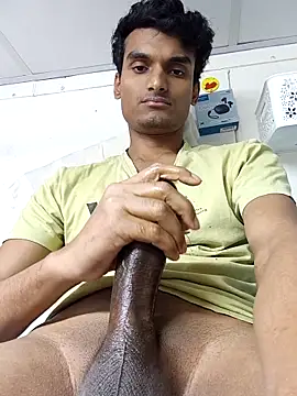 Snapshot of Etujdsss chatting on March 1, 2026, 3:06 am Etujdsss online show from March 1, 2026, 3:06 am