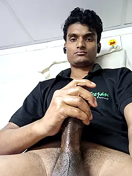 Snapshot of Etujdsss chatting on February 7, 2026, 3:58 am Etujdsss online show from February 7, 2026, 3:58 am