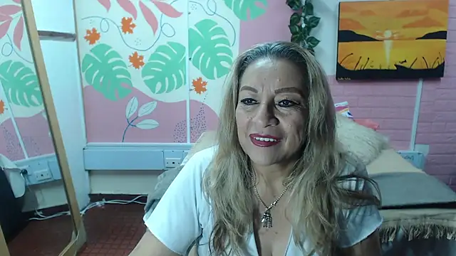 ZAMANTHA online show from March 18, 2025, 3:55 pm