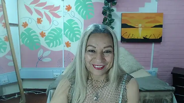 ZAMANTHA online show from September 25, 2025, 4:02 pm