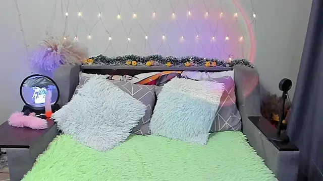 Yumi steve online show from December 17, 2025, 4:34 pm