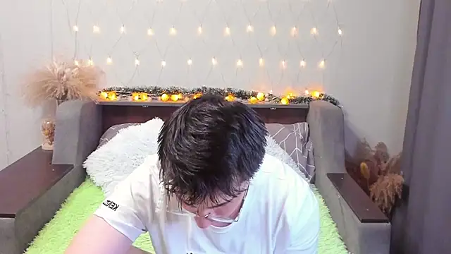 Yumi steve online show from January 26, 2025, 12:37 am