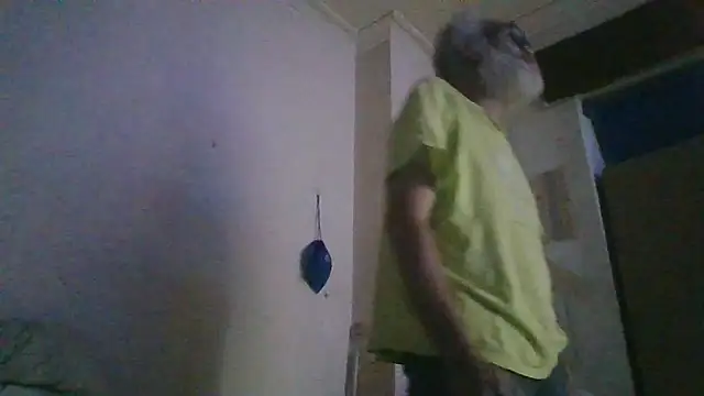 Snapshot of Charliebraum1974 chatting on October 15, 2025, 6:38 pm Charliebraum1974 online show from October 15, 2025, 6:38 pm