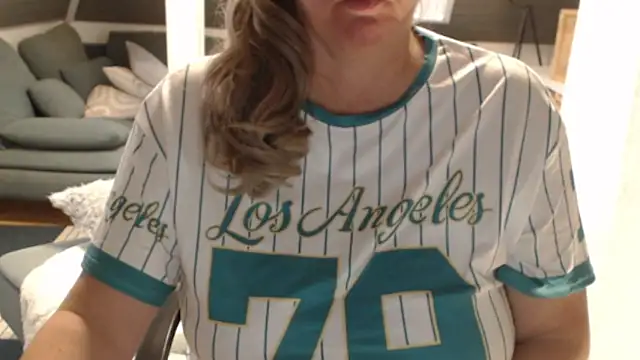 KimMitchelli online show from February 24, 2026, 11:44 am