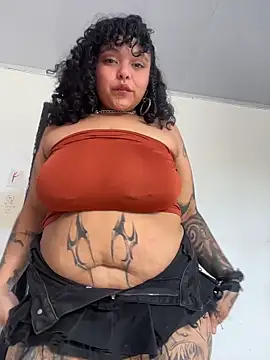 Snapshot of PrincessLauren420 chatting on November 25, 2025, 4:07 pm PrincessLauren420 online show from November 25, 2025, 4:07 pm