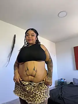 Snapshot of PrincessLauren420 chatting on December 21, 2025, 3:25 pm PrincessLauren420 online show from December 21, 2025, 3:25 pm