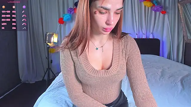 JesikaLooove online show from April 4, 2026, 6:53 am