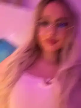 mollyxxx online show from February 11, 2025, 1:41 am