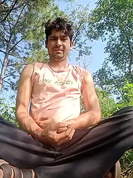 SunnyleoneBG online show from September 30, 2025, 4:07 am