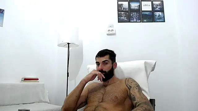 Verycutex online show from October 3, 2025, 6:15 am