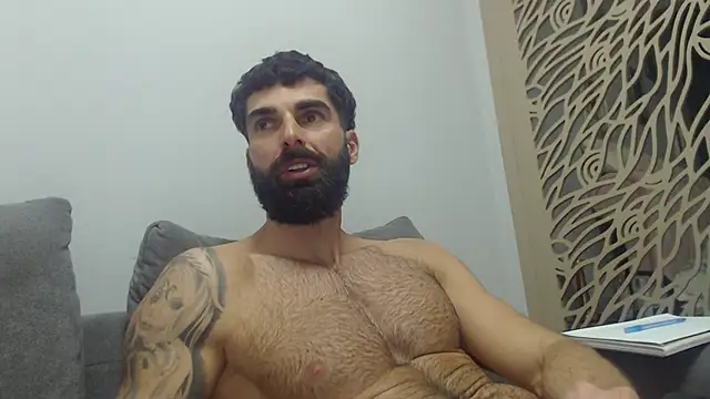 Verycutex online show from November 28, 2025, 7:36 pm