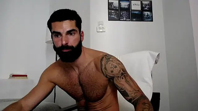 Verycutex online show from October 6, 2025, 11:00 am